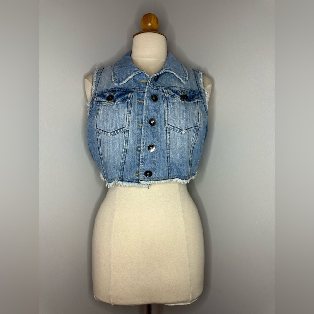 Ci Sono Light Blue Denim Cropped Vest Button Down Juniors Women’s Size Large
